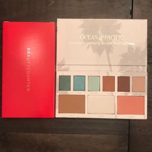 NEW BeautyCounter Ocean Pacific Palette